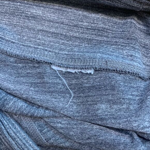 Bench Grey Capri Leggings Size Medium - Picture 5 of 5